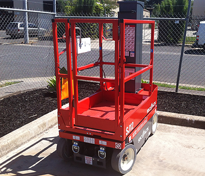 Skyjack SJ12 Self Propelled Vertical Lift