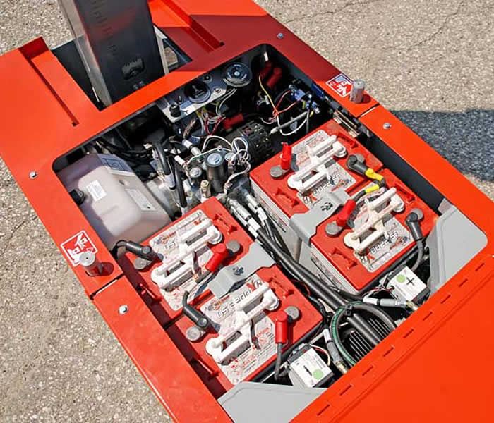 Skyjack SJ16 Self Propelled Vertical Lift